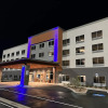 Отель Holiday Inn Express And Suites Henderson South B, фото 1