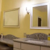 Отель The Lafayette House Bed & Breakfast, фото 6