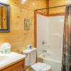 Отель Sherwood Splash Lodge 11 Bedroom Home with Indoor Pool, фото 8