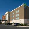 Отель Holiday Inn Express & Suites New Braunfels в Нью-Браунфелсе
