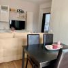 Отель Wanderlust Home Cream, Rasnov Apt for 4, Wifi and Free Parking, фото 5