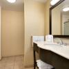 Отель Hampton Inn & Suites Mahwah, фото 10