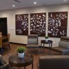 Отель TownePlace Suites Kansas City at Briarcliff, фото 2