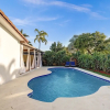 Отель Renovated 5 Br Home with Heated Pool, фото 17