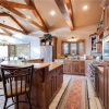 Отель Eagles Nest Chalet, фото 20