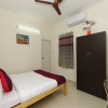 Отель OYO 9260 Olive Castles Inn, фото 14