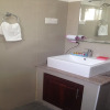 Отель Queens Park Apartment, фото 12
