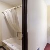Отель Rodeway Inn, фото 9