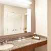 Отель InterContinental Suites Hotel Cleveland, an IHG Hotel, фото 18