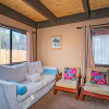Отель Hope's Cabin - Free Ski/snowboard Rental! - 2br/1.5ba/fireplace/barbeque 2 Bedroom Home, фото 4