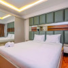 Отель Cozy Studio Apartment at H Residence near MT Haryono, фото 3