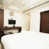 Отель Peridot Near IGI Delhi Airport, фото 20