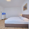 Отель Bacci Central 2-Bedroom Apartment, фото 4