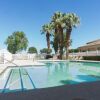 Отель La Quinta Condo on PGA Golf Course by RedAwning, фото 15