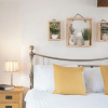 Отель Maple Cottage - Beautiful 2BD Retreat, фото 2