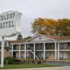Отель Colony Motel в Брукфилде