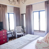 Отель Under Oaks Guesthouse, фото 1