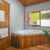 Отель StayAU Sunset Cottage 2BR Farm Retreat, фото 13