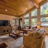 Отель Moosetrack by Avantstay Cozy Cabin In The Of Tahoe Donner w/ Hot Tub, фото 3