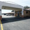 Отель Americas Best Value Inn Comanche, фото 1