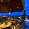 Отель Singular Joy Vacation Rentals, фото 11