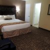 Отель Inn at 50 at Long Beach Convention Center в Лонг-Биче