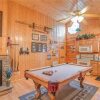 Отель Bear Escape, 1 Bedroom, Sleeps 4, Hot Tub, Pool Table, Jacuzzi Tub, фото 3