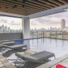Отель Comfort Studio Room At Kebayoran Icon Apartment, фото 13