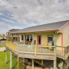 Отель Crystal Beach Home w/ Furnished Deck: Walk to Sand, фото 1