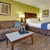 Отель Holiday Inn Express San Diego South - National City, an IHG Hotel, фото 3