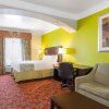 Отель La Quinta Inn & Suites by Wyndham St. Augustine, фото 30