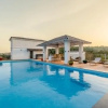 Отель Irene Altezza by Hireavilla -2 3BR Apt With Pool, фото 16