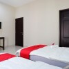 Отель Reddoorz Near Rsud Margono Purwokerto, фото 11