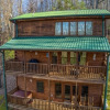 Отель Luxurious Nine Bears Home Minutes Away to Gatlinburg by Redawning, фото 1