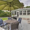 Отель West Palm Beach Bungalow w/ Shared Backyard, фото 16