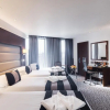 Отель Park Grand London Heathrow, фото 10