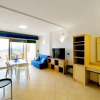 Отель Verde blu 714 studio with terrace overlooking the sea and pool-VERDE BLU 714, фото 16