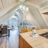 Отель Stylish Bellingham Home w/ Lake + Mountain Views!, фото 11