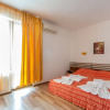 Отель Classic Double Room in Dafinka Guest House, фото 7