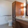 Отель 18th FL Stylish CozySuites w/ roof pool, gym #5, фото 9
