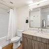 Отель Arlington Inspired 2BD 2BA Deluxe Apartment, фото 17