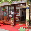 Отель Apple Guesthouse в Луангпхабанге