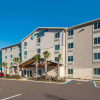 Отель WoodSpring Suites Wesley Chapel-Tampa, фото 1