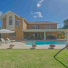 Отель Large Golf View Villa With Pool Jacuzzi and Staff, фото 12
