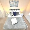 Отель Beautiful 3-bed Apartment With Driveway Parking, фото 17