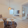 Отель Lovely Apartment | 10 Min Walk From City Centre, фото 8