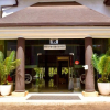 Отель West Wood Hotel, фото 1