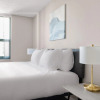 Отель Chicago | Modern 1BD/1BA River North Apartment, фото 22