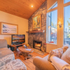 Отель Lakefront Viking Oasis Condo, фото 17