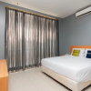 Отель RedDoorz Plus near Kelapa Dua Kebon Jeruk, фото 3